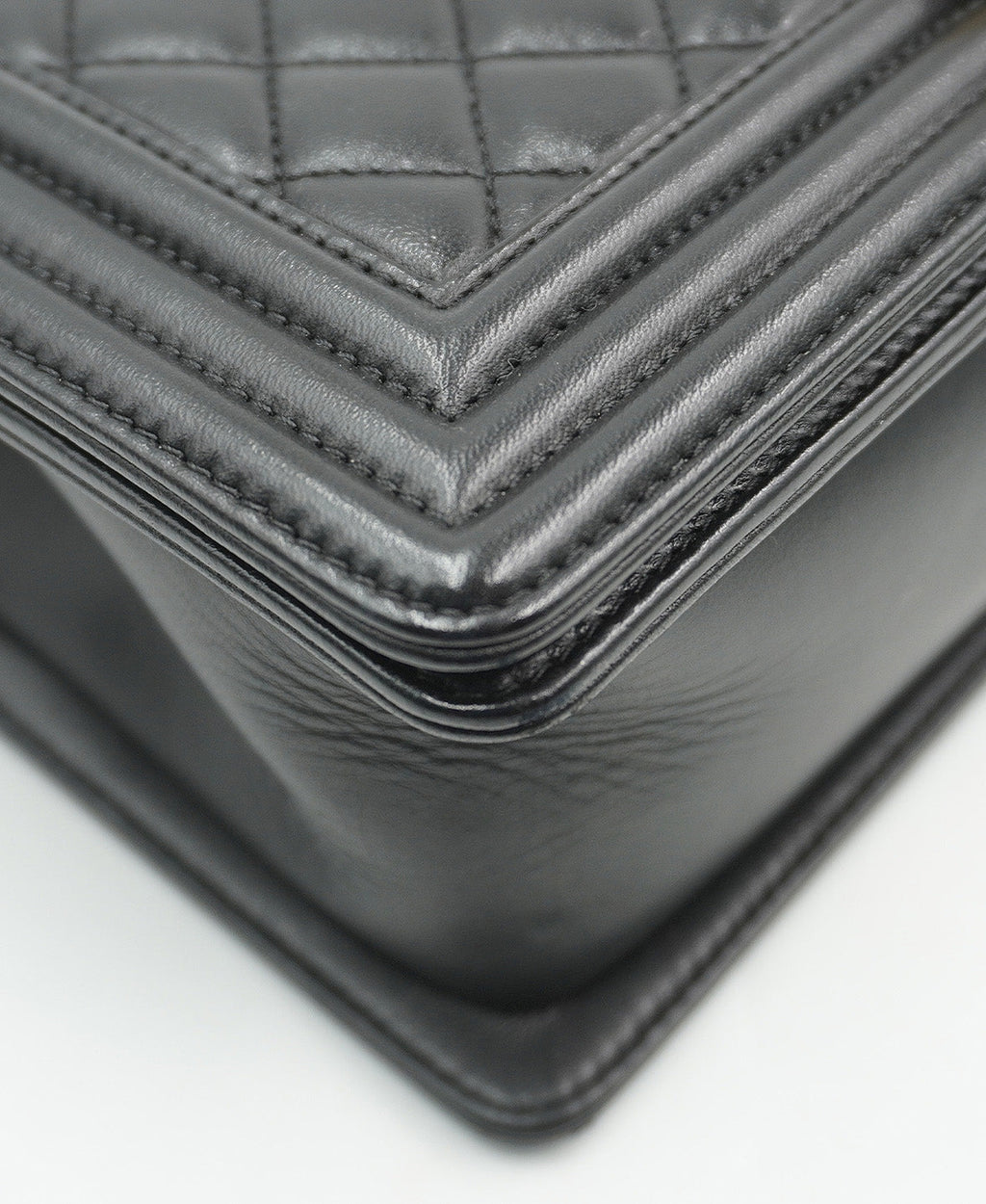 Medium Quilted Boy Black