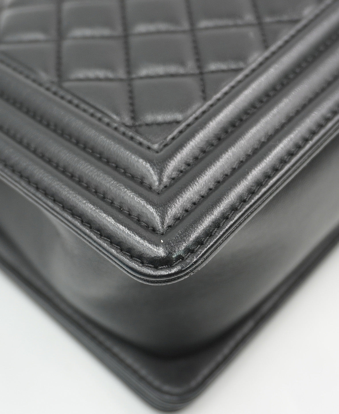 Medium Quilted Boy Black