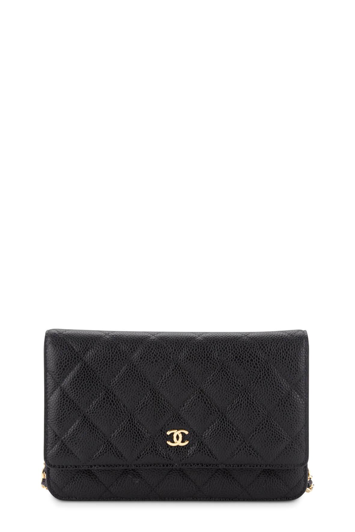Quilted Caviar Classic Wallet on Chain Black