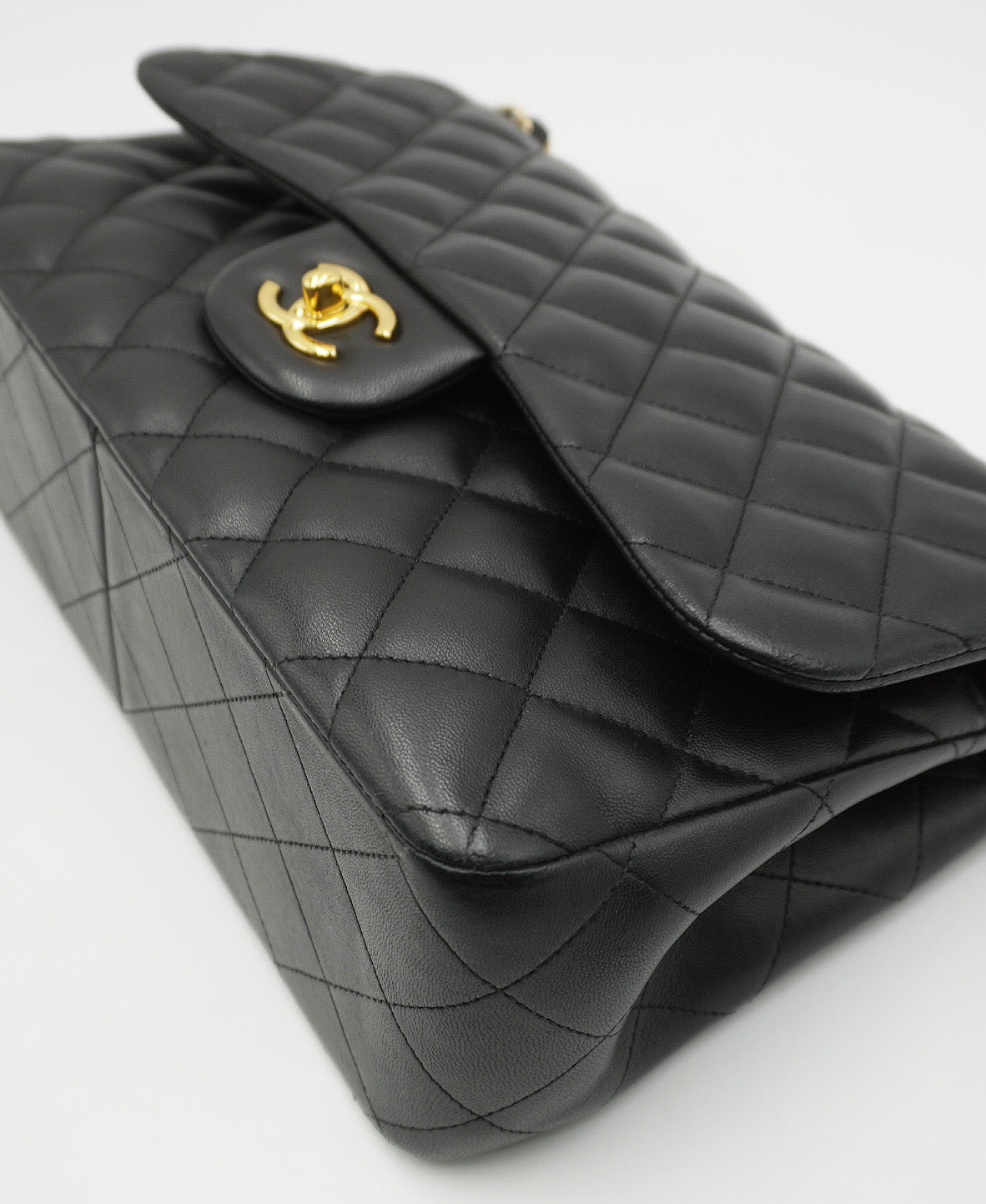 Quilted Jumbo Classic Double Flap Bag GHW Black