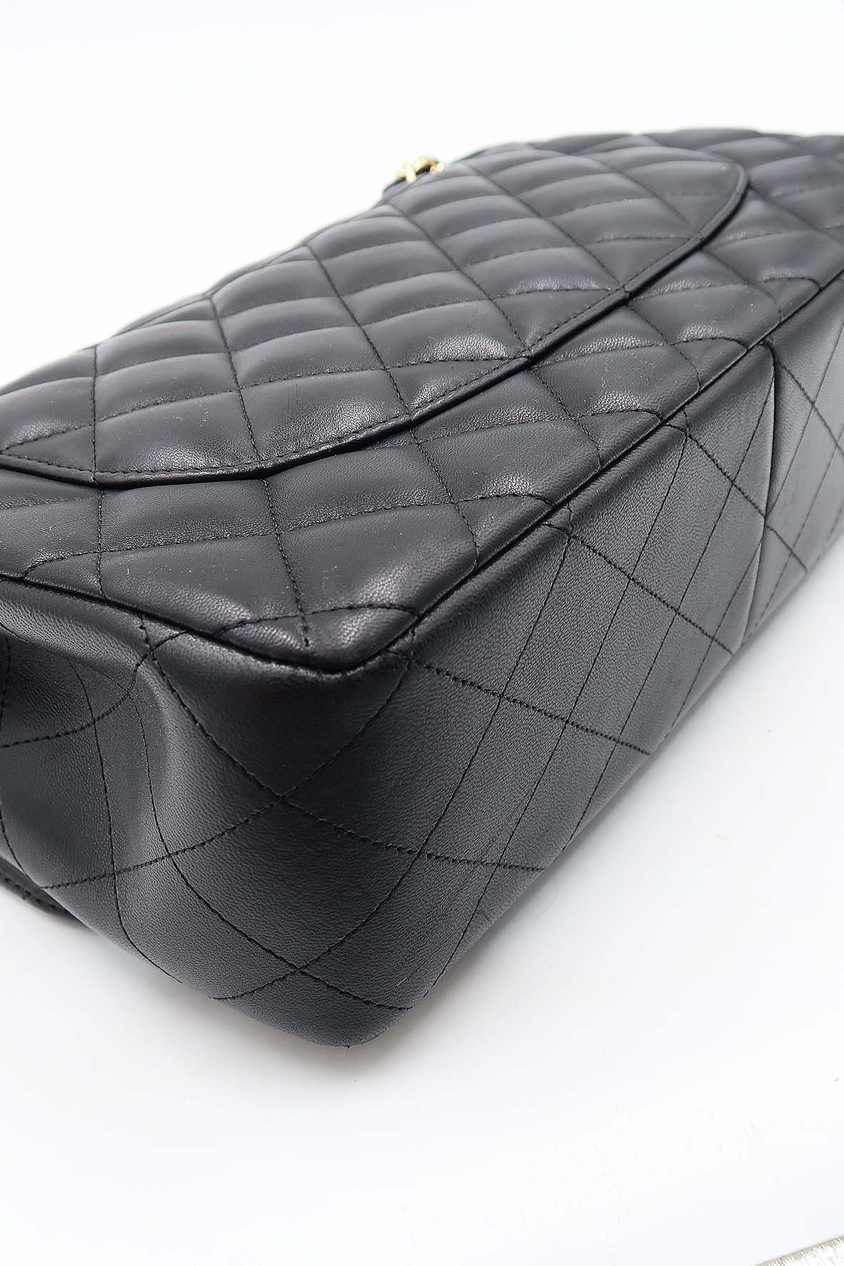 Quilted Lambskin Jumbo Classic Flap Bag with Gold Hardware Black
