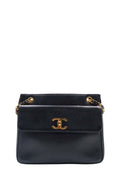 Vintage Caviar Front Envelope Pocket Shoulder Bag Black