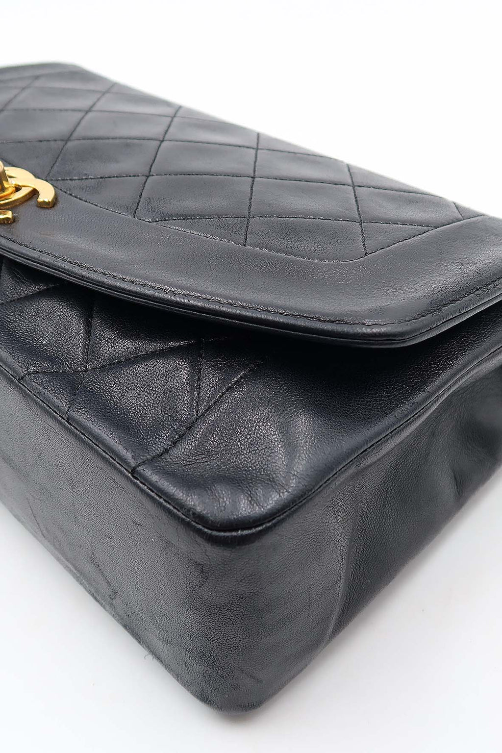 Vintage Quilted Lambskin Medium Diana Flap Bag with Gold Hardware Black