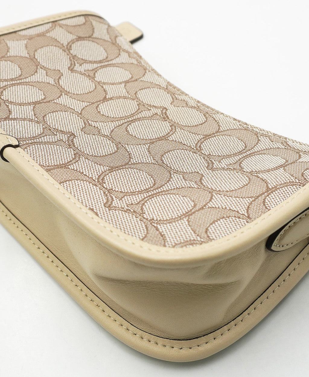 Swinger 20 Signature Jacquard Cream