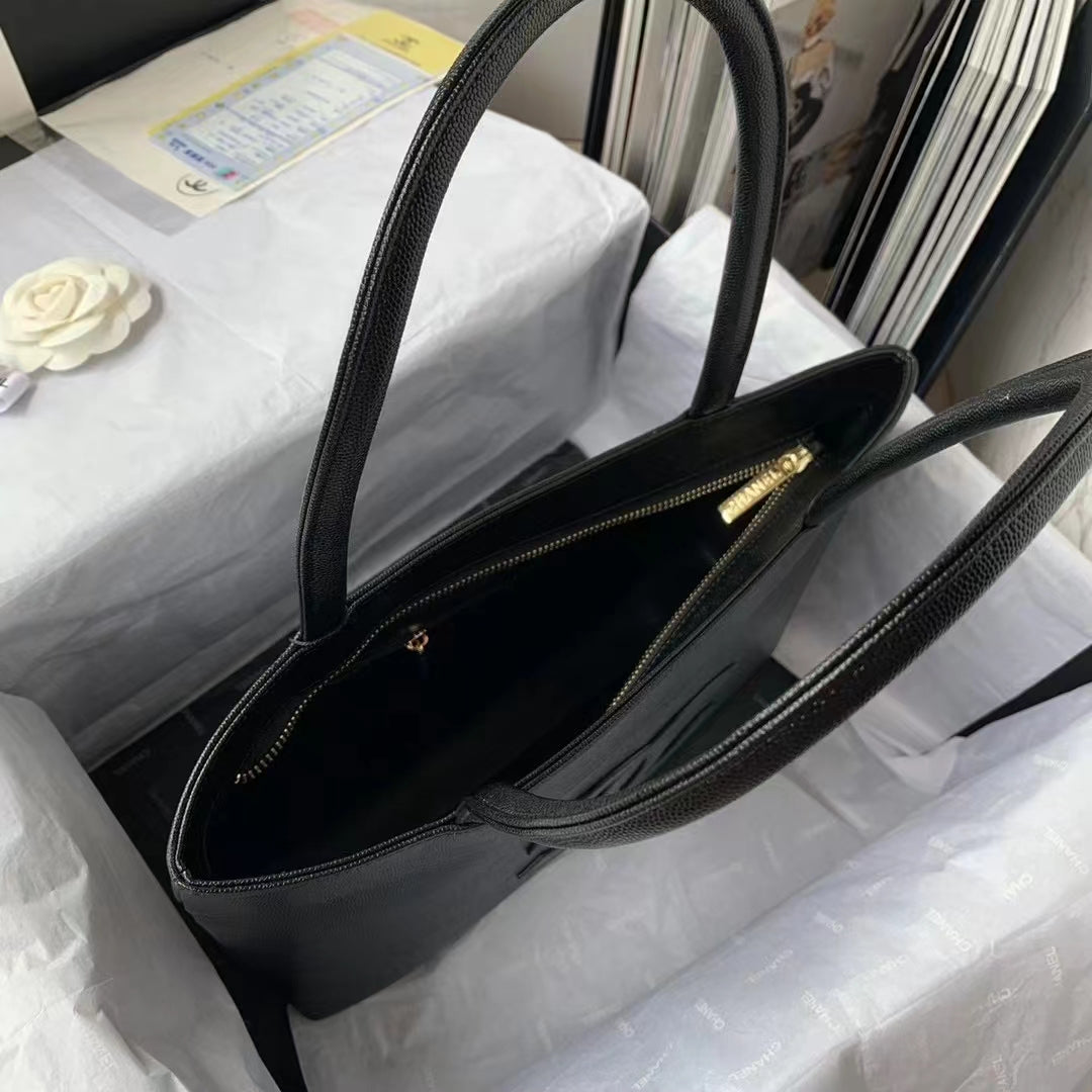 CHLVintage CHLOpen Tote Caviar East West Black For Women, Women’s Bags 14.5in/36.9cm