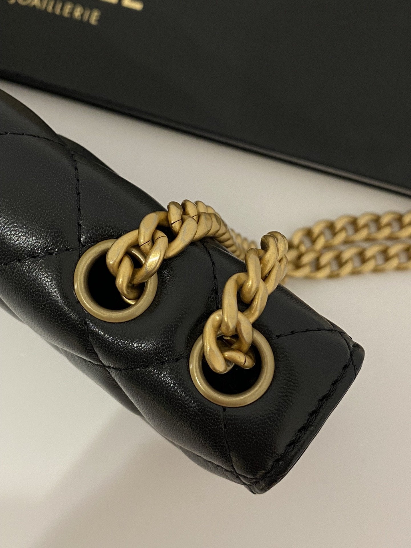 CHLWallet With Strap Black For Women Bags 6.7in/17cm