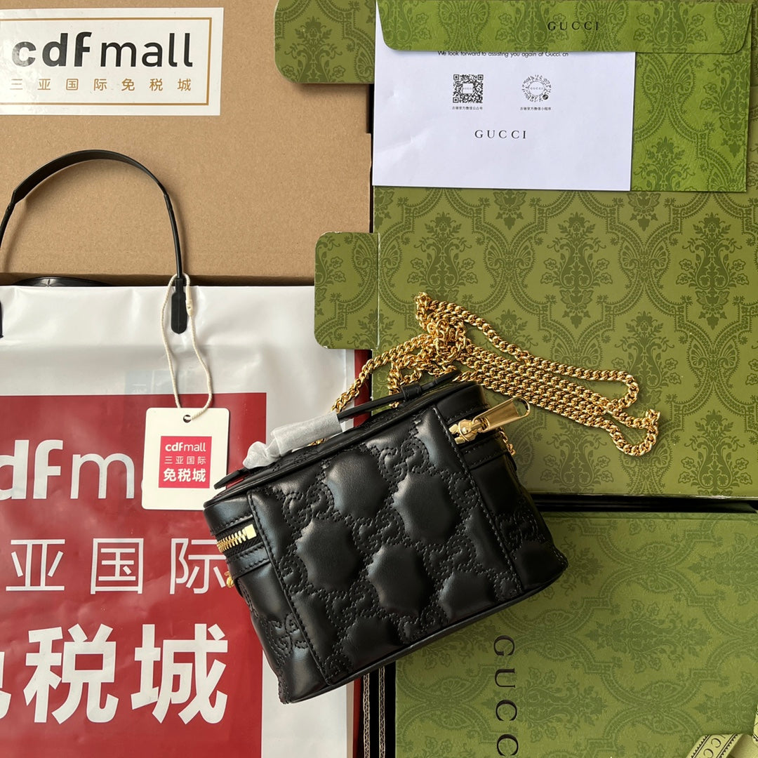 Glami Quilted Glami Mini Handbag Black For Women, Women’s Bags 6.3in/16cm Glami 723770 UM8IG 1000