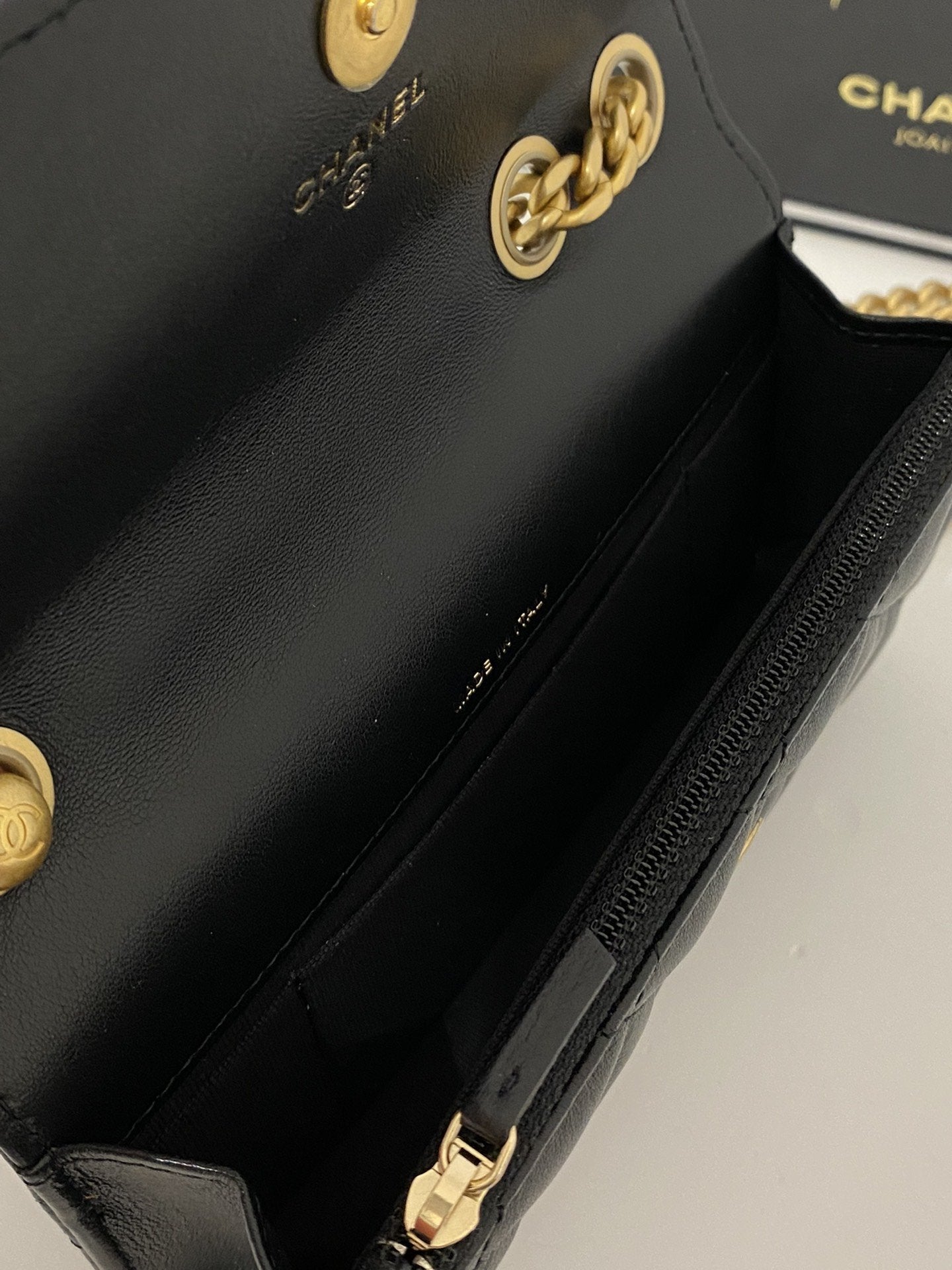 CHLWallet With Strap Black For Women, Women’s Bags 6.7in/17cm