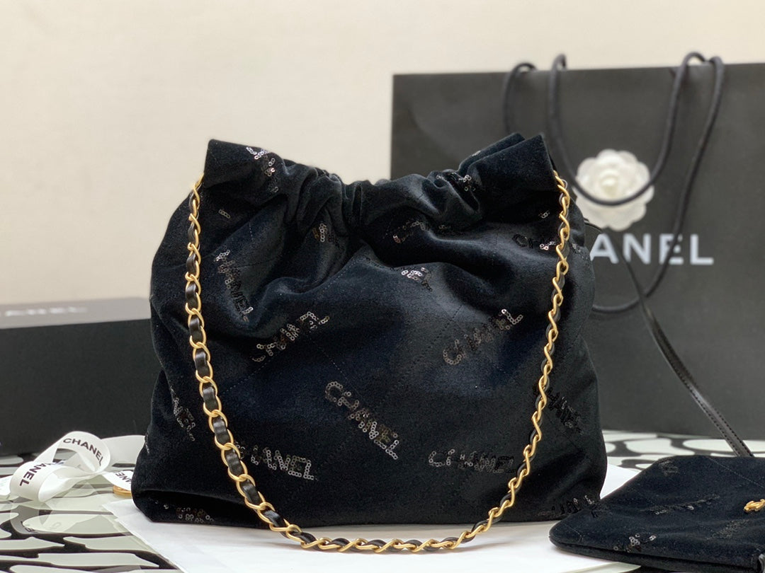 CHLSmall CHL22 Handbag Black For Women, Women’s Bags 11.8in/30cm