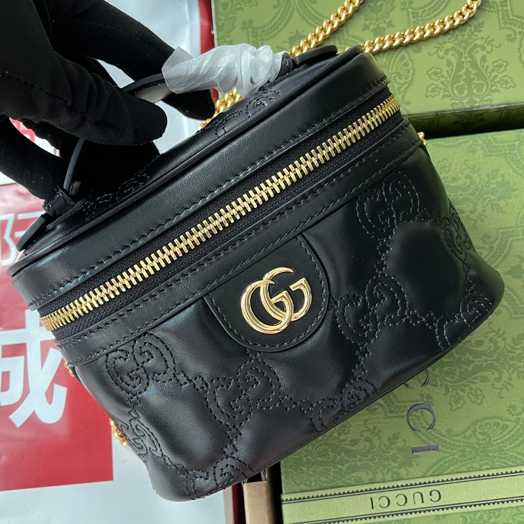 Glami Quilted Glami Mini Handbag Black For Women, Women’s Bags 6.3in/16cm Glami 723770 UM8IG 1000