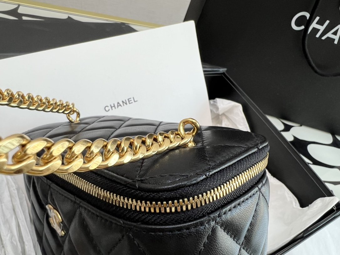 CHLVanity With Chain Black For Women, Women’s Bags 6.2in/16cm