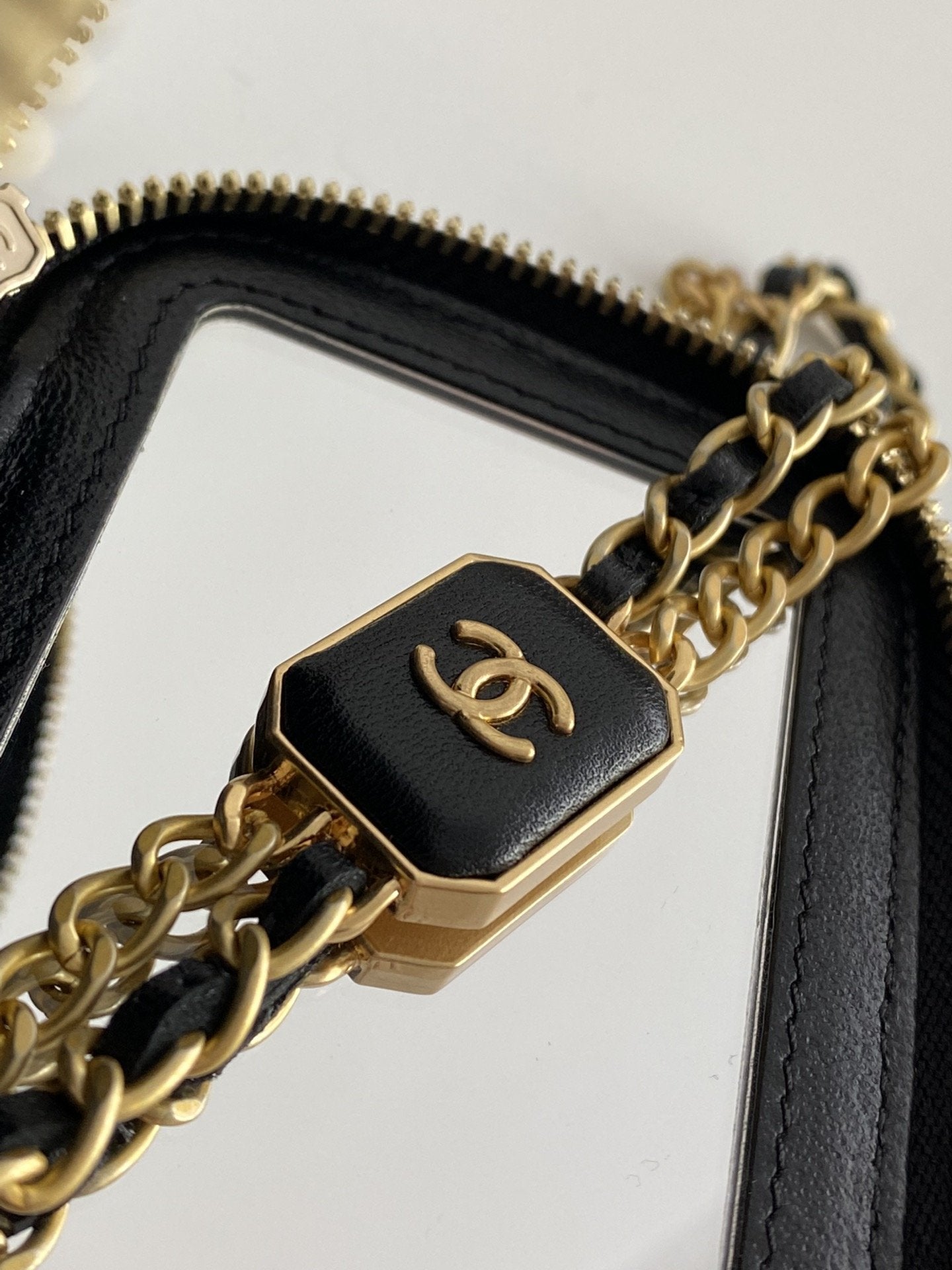 CHLSmall Vanity With Chain Black For Women Bags 4.3in/11cm