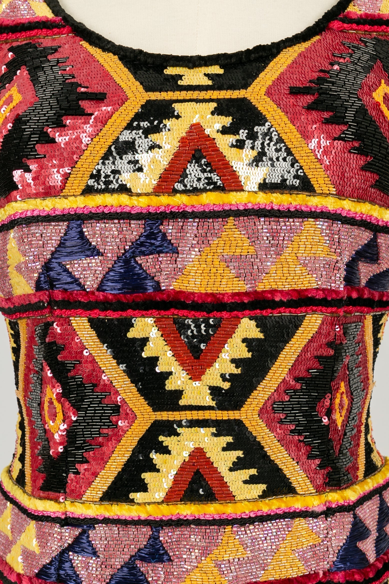 Robe ÃƒÆ’Ã‚Â  sequins Valentino