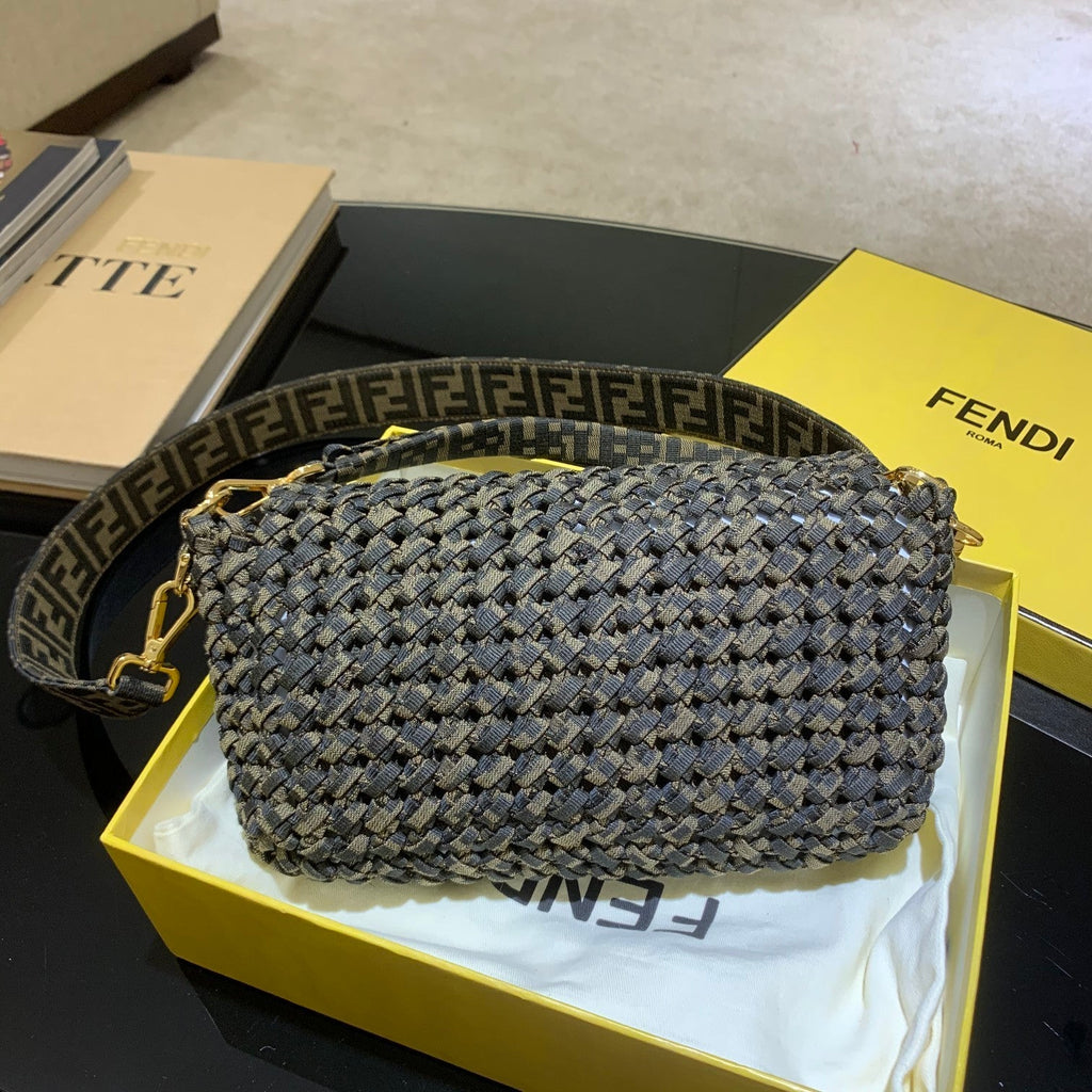 FI Baguette Jacquard Fabric InterlaGLAMI For Women, Bags 10.2in/26cm FF 8BR600