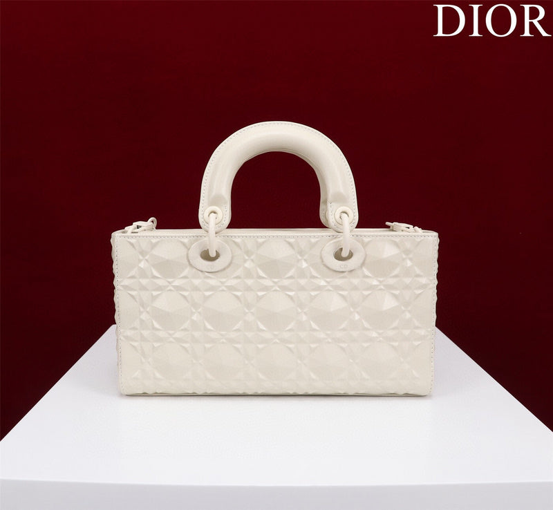 ELE - Dir Bags - 1223