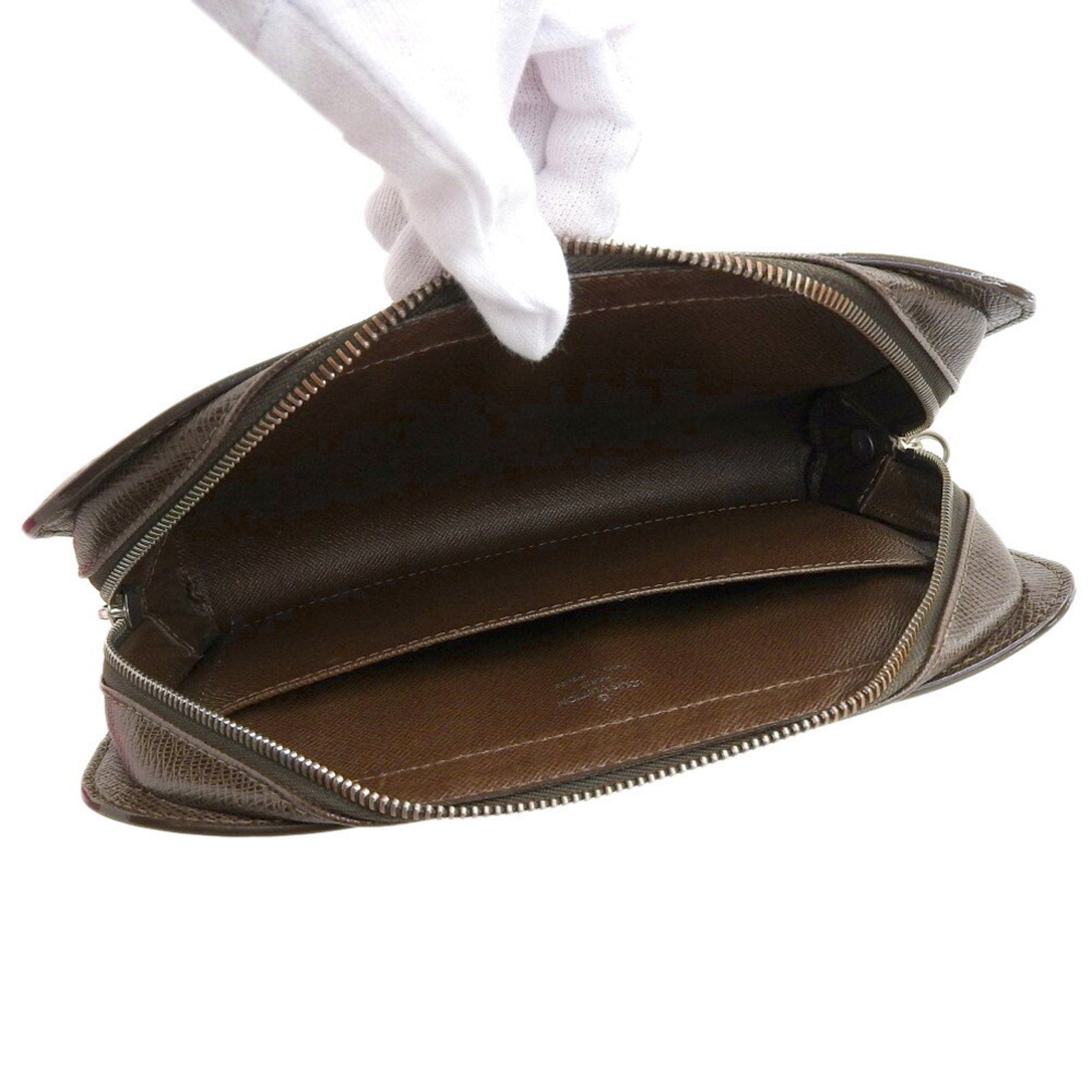 Louis Vuitton Baikal  Leather Clutch Bag ()