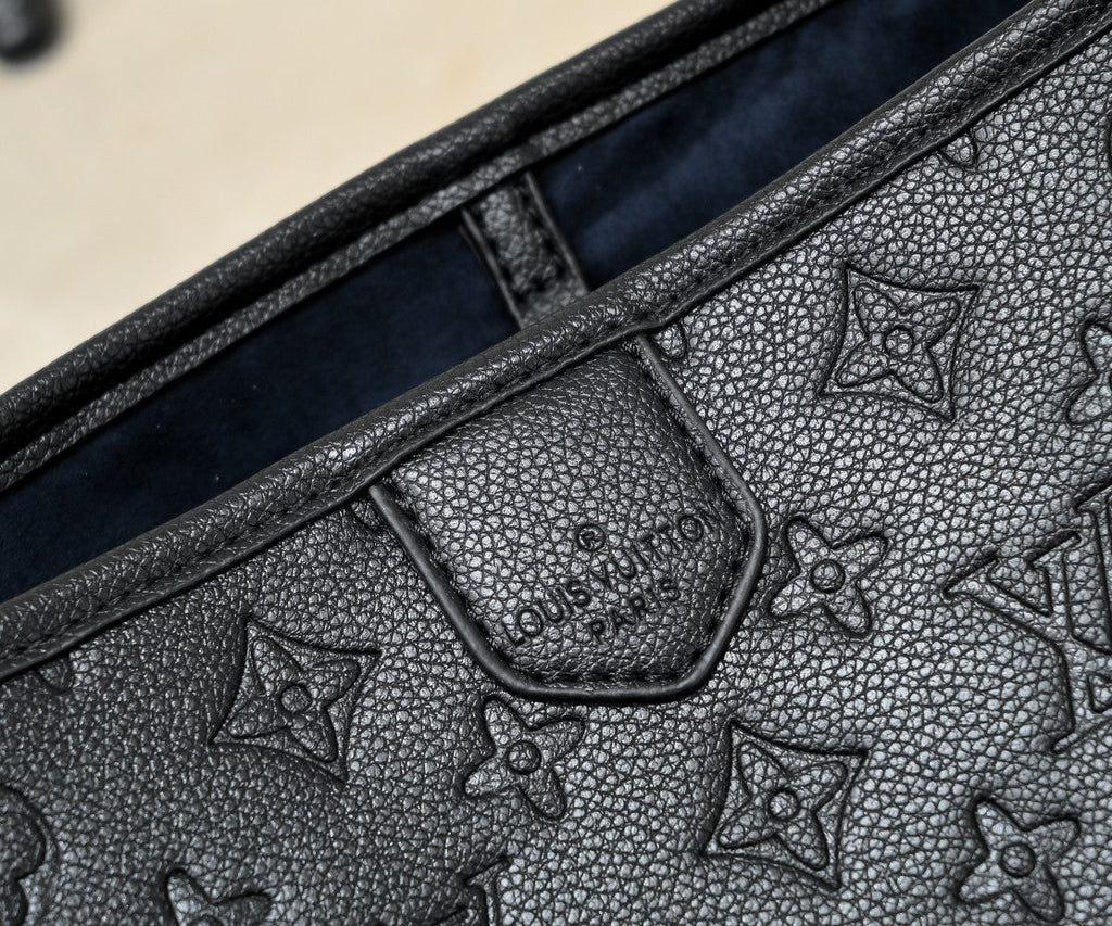 EN - Luxury Bags LUV 807