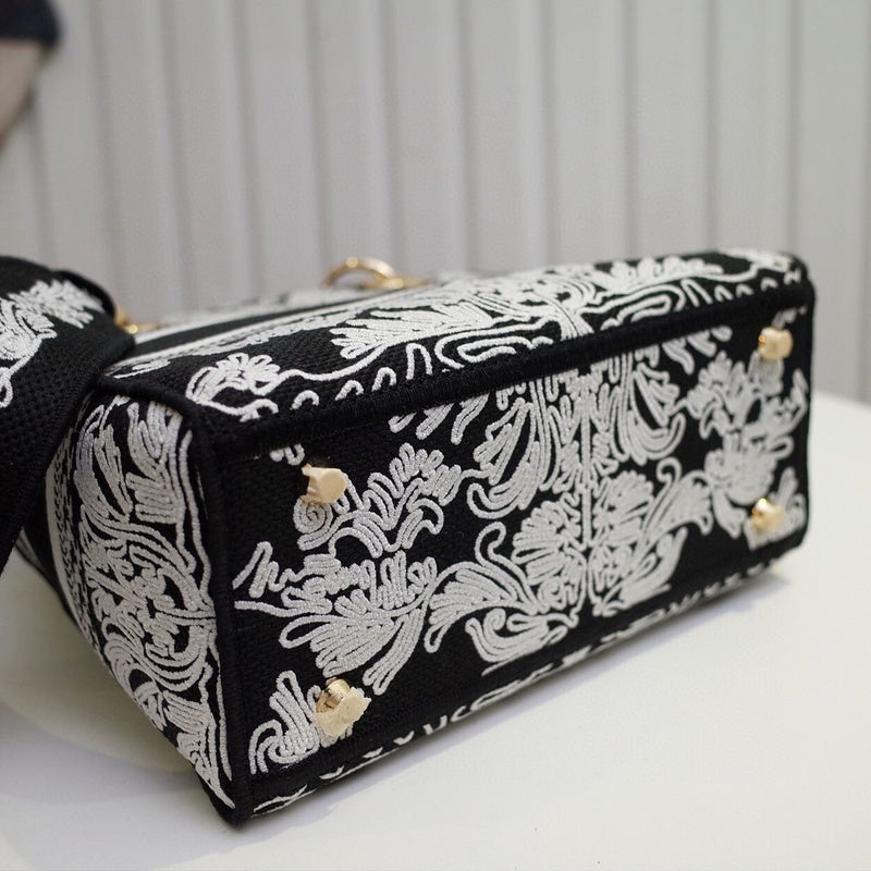 ELE - Dir Bags - 1229