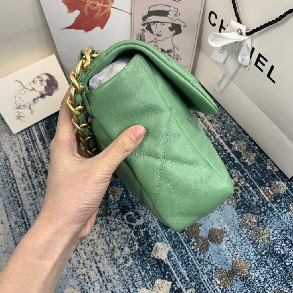 CHL 19 Flap Bag Gold Hardware Green For Women, Women’s Handbags, Shoulder Bags 10.2in/26cm AS1160