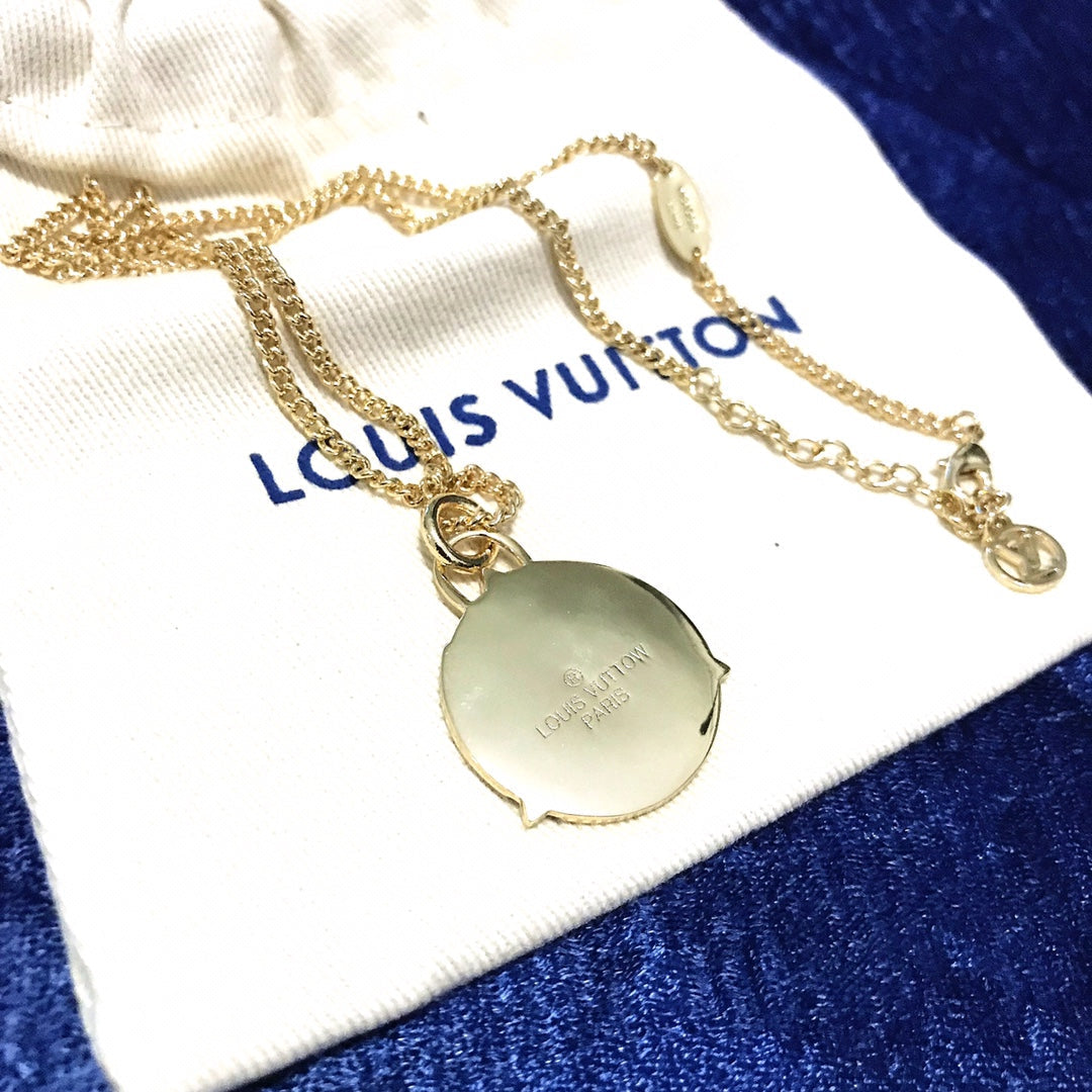 EN - Lux Necklace LUV026