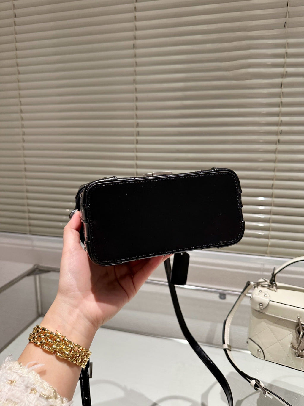 EN - Luxury Bags SLY 306