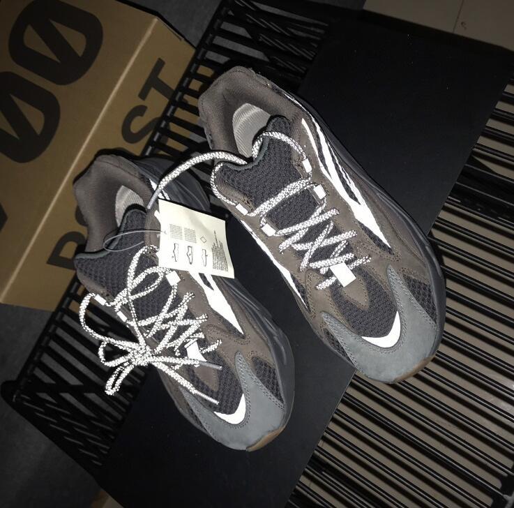 SAMC - YZO Sneakers - 337