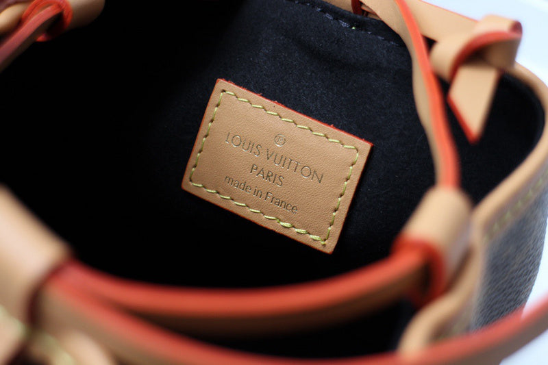 LOV2 Bags - Luxurious Bags  1587