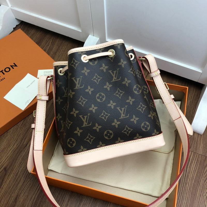 LOV2 Bags - Luxurious Bags  1982