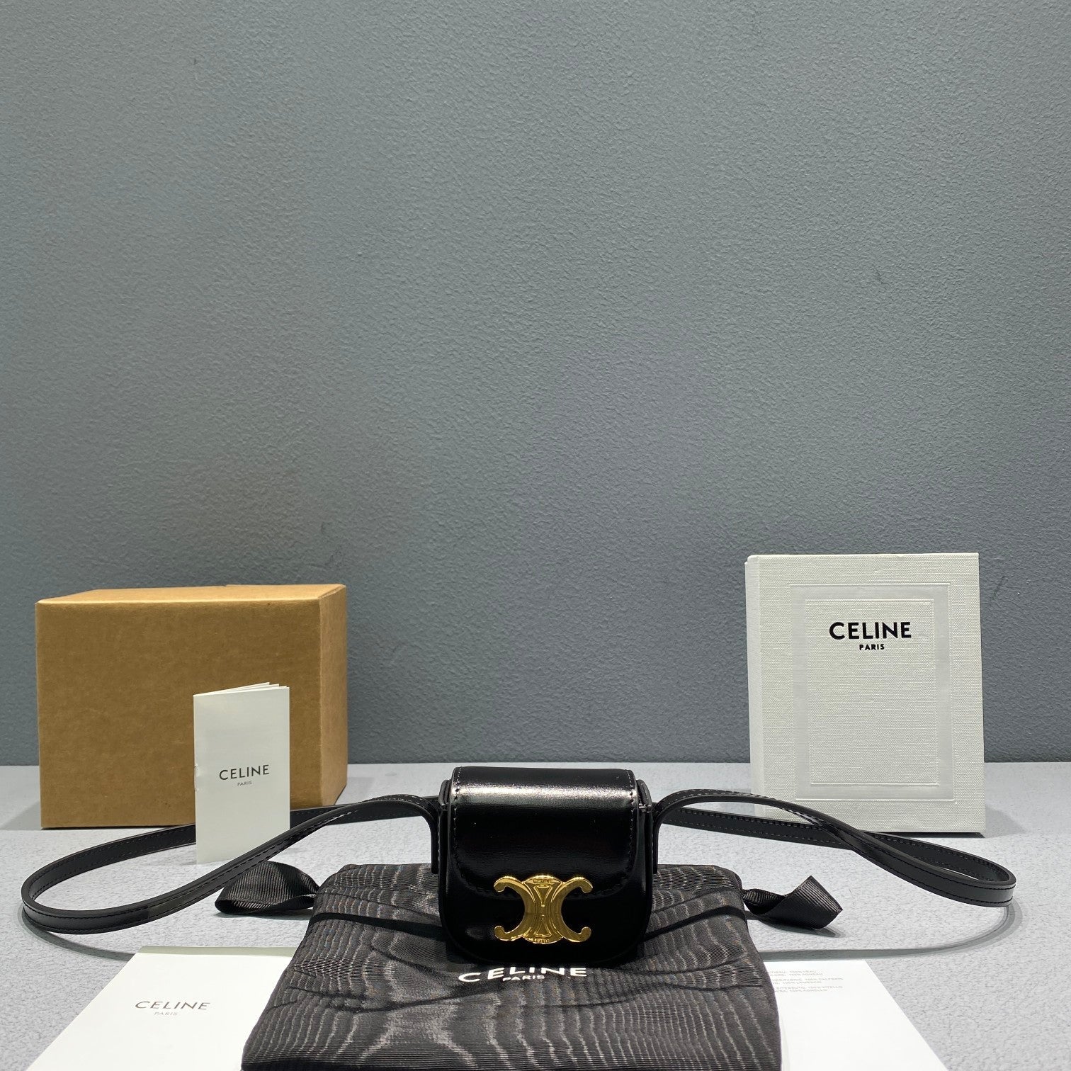 GLAMI Mini Triomphe Black For Women 4in/11cm 10I513DPV.38NO
