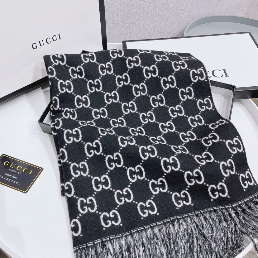 EN - Luxury GCI Scarf 016