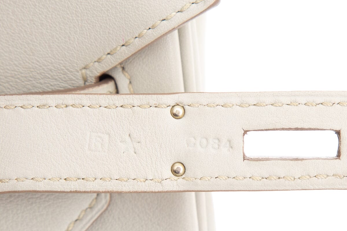 HermÃƒÆ’Ã‚Â¨s 2014 Square R Craie Swift 30 cm Birkin W/ Palladium HW