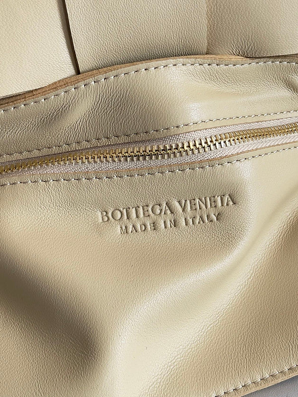 Glamy - BOV Bags - 645