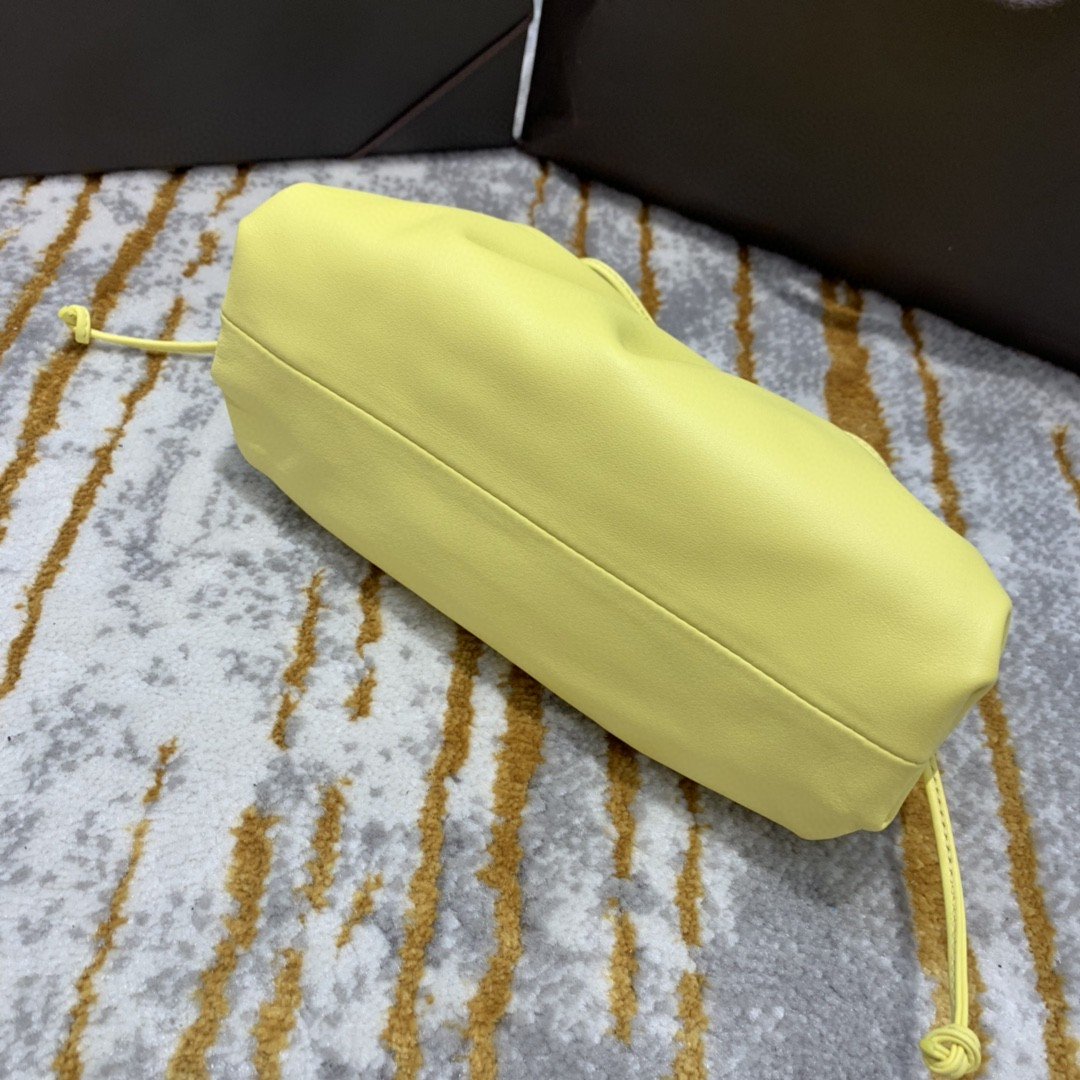 GLAMI Mini Pouch For Women 8.6in/22cm In Light Yellow