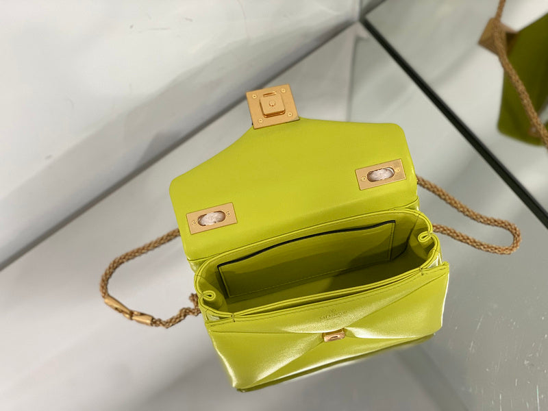 Glamy - VEL Bags - 512