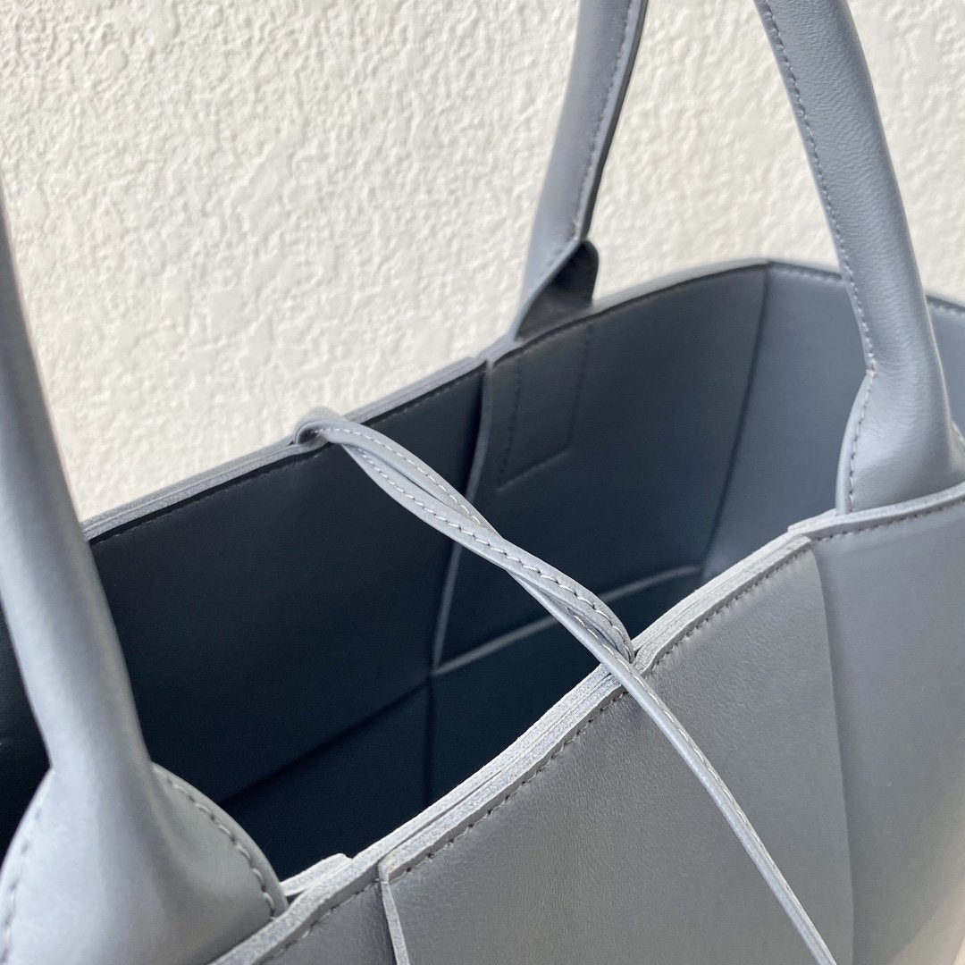 GLAMI Arco Tote Bag For Women 16.14in/41cm