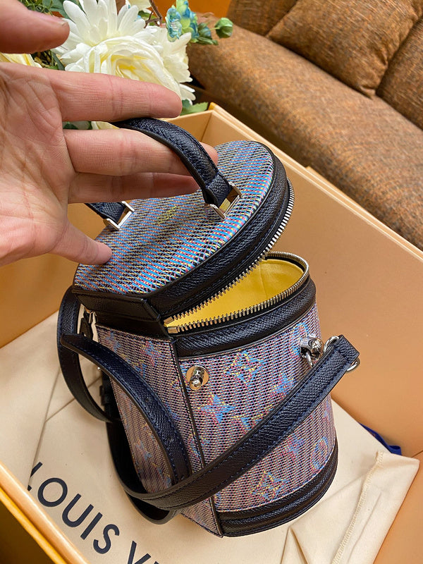LOV2 Bags - Luxurious Bags  2595