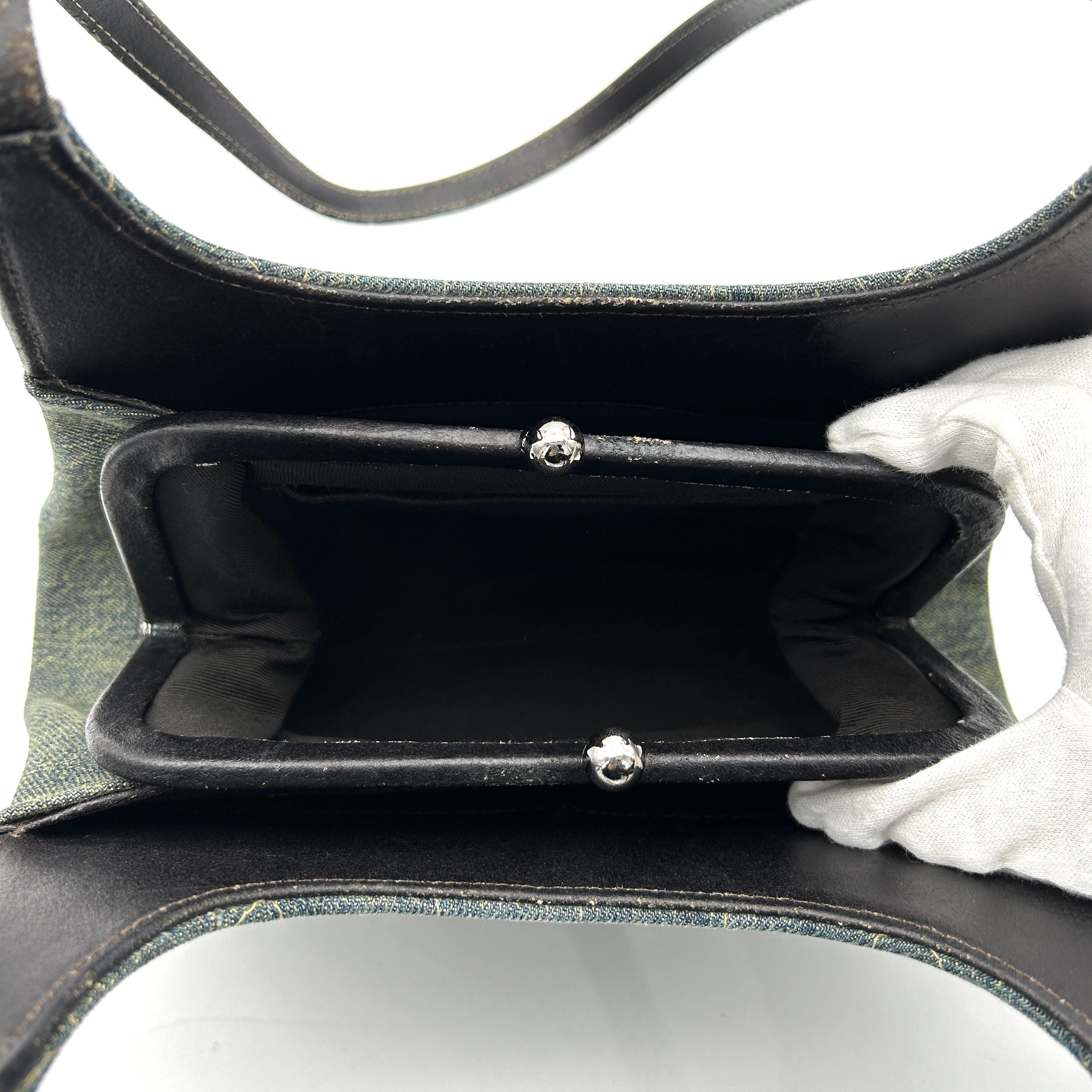Pre-owned Chanel Denim Leather Shoulder Bag Green Medium LA18337