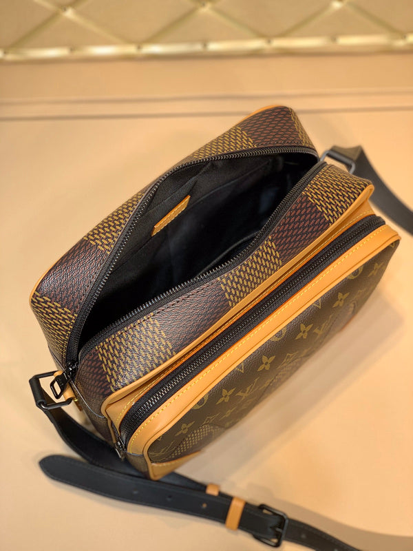 LOV2 Bags - Luxurious Bags  2650