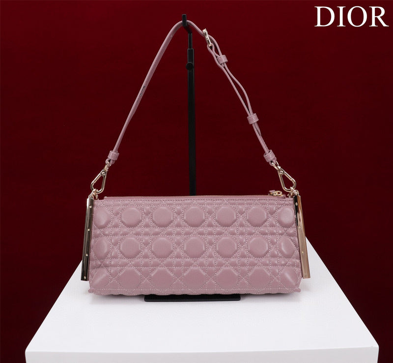 ELE - Dir Bags - 760