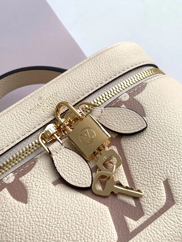 LOV2 Bags - Luxurious Bags  2543