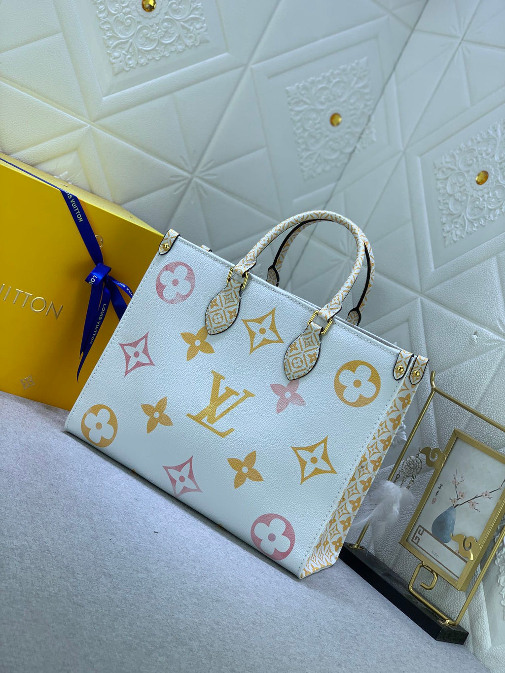 EN - Luxury Bags LUV 815