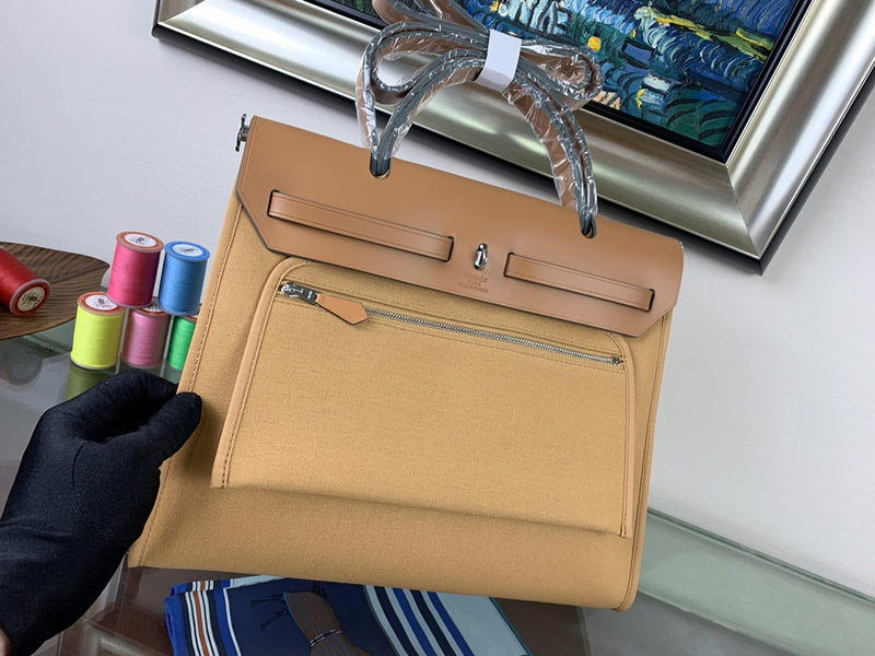 Glamy - HMS Bags - 1954