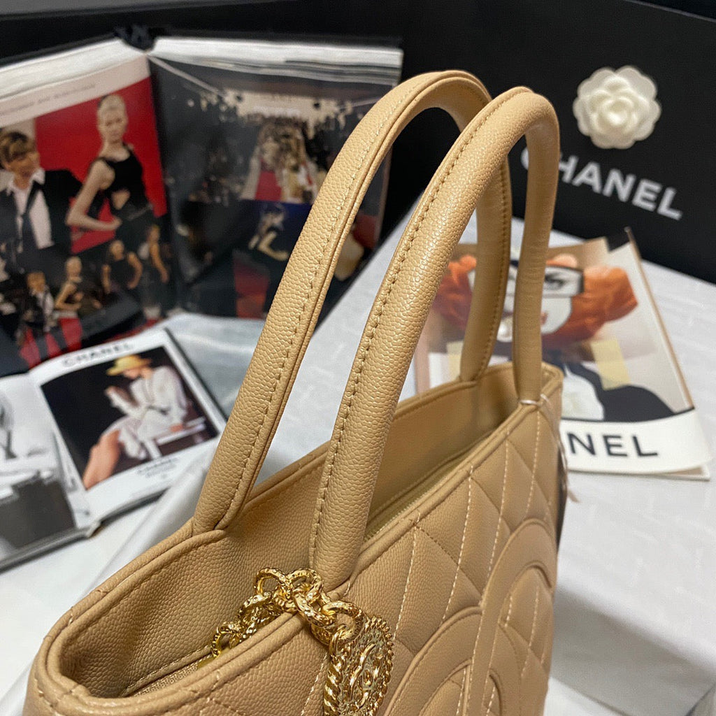 CHLMedallion Tote Gold Hardware Caviar Yellow For Women, Women’s Handbags, Shoulder Bags 15.6in/32cm