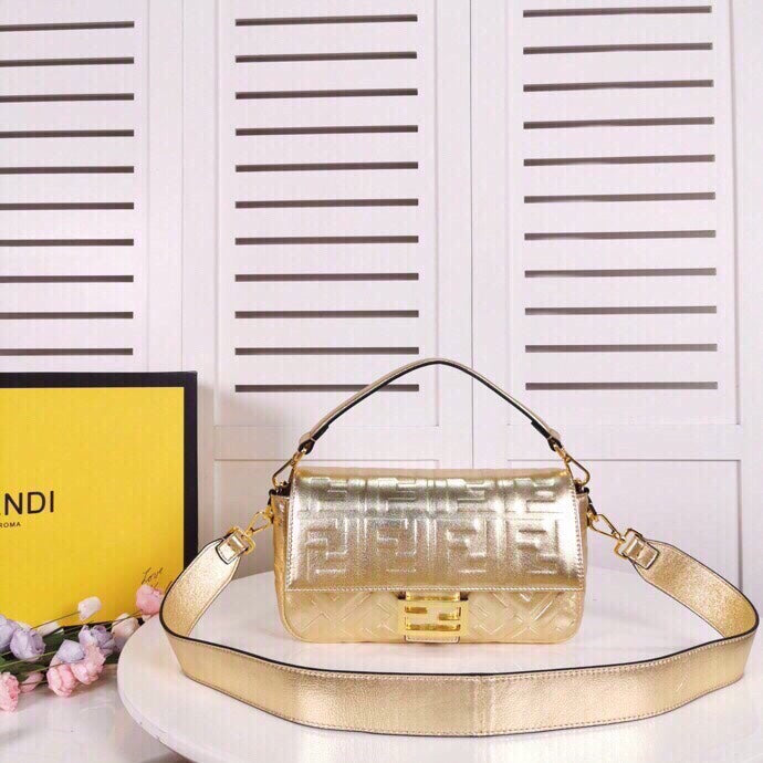 FI Baguette Chain MiGLAMI MeGLAMIum Gold Bag For Woman 26cm/10in