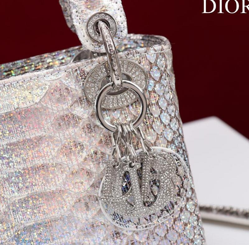 SAMCC - DOR Bags - 092
