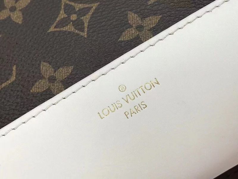 LOV2 Bags - Luxurious Bags  1494