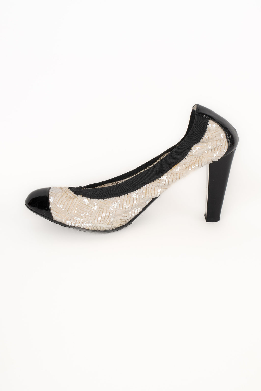 Escarpins blancs à paillettes Chanel