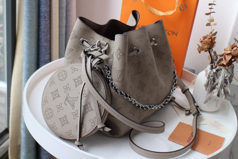 LOV2 Bags - Luxurious Bags  1709