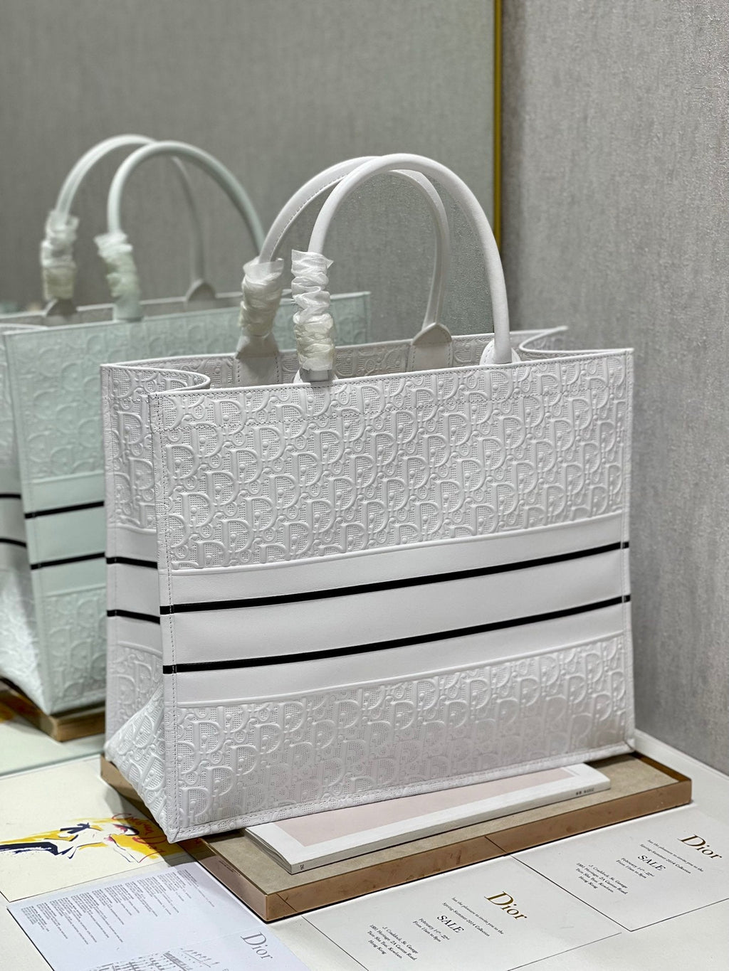 GLAMI Large Book Tote White, For Women, WomenÃ¢â‚¬â„¢s Handbags 16.5in/42cm CD