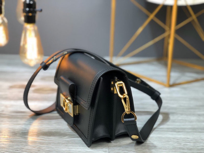 LOV2 Bags - Luxurious Bags  1829